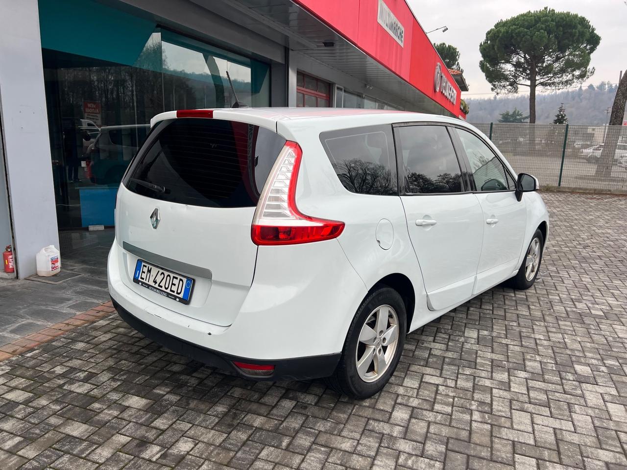 Renault Scenic 1.6 dCi 7posti - NEOPATENTATI