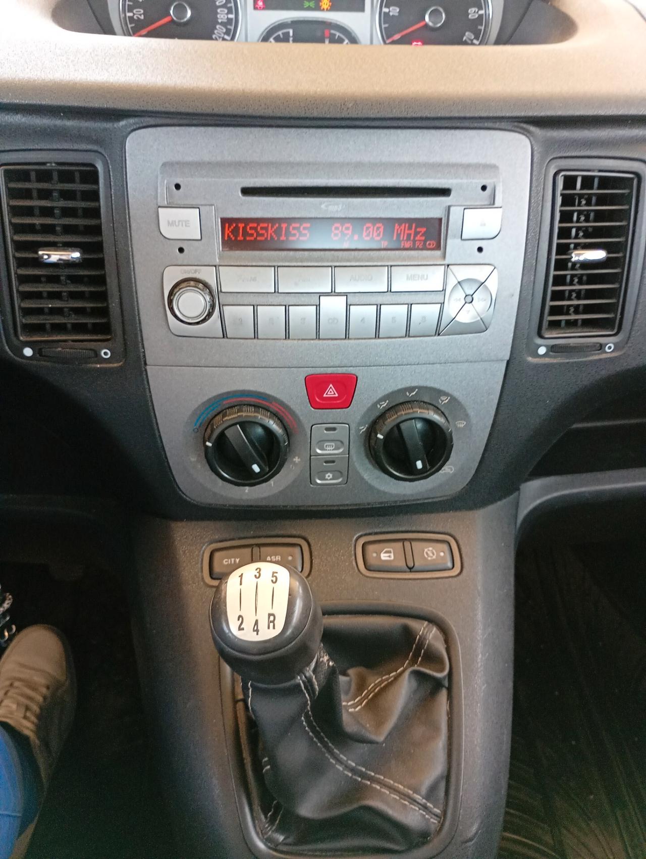 Lancia MUSA 1.3 Mjt 95 CV Gold