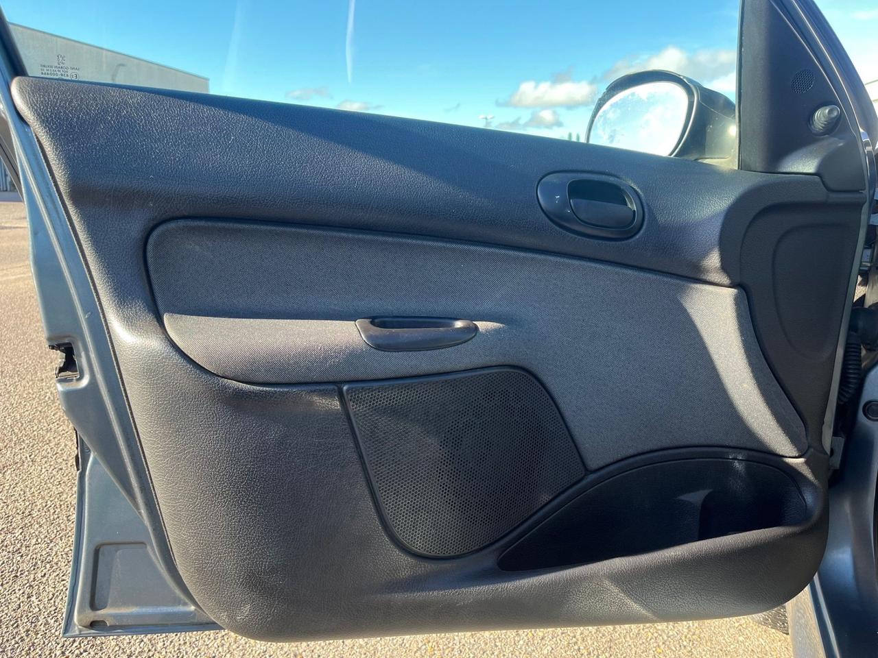 Peugeot 206 1.4 HDi 5p. Enfant Terrible