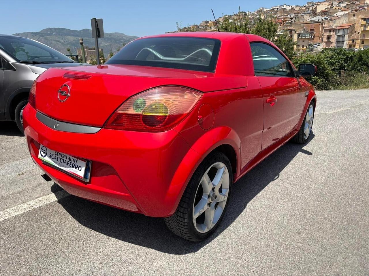 Opel Tigra TwinTop 1.4 16V Sport