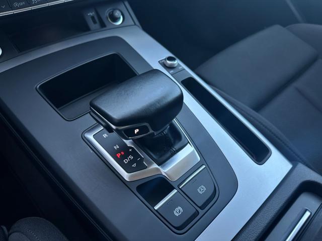 AUDI Q5 40 TDI quattro S tronic S line