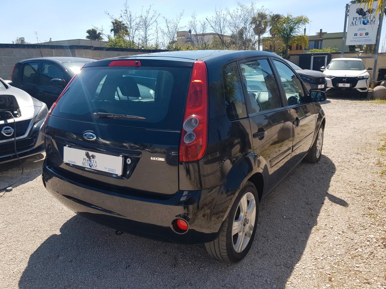 Ford Fiesta 1.4 Tdci 70cv Clima Cerchi 5p.