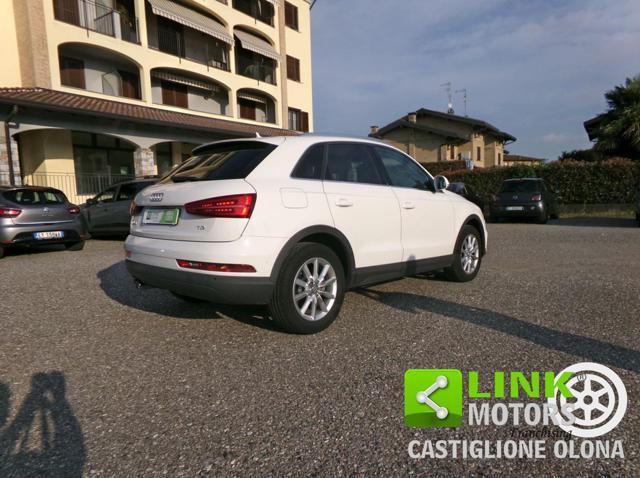 AUDI Q3 2.0 TDI 120 CV Business