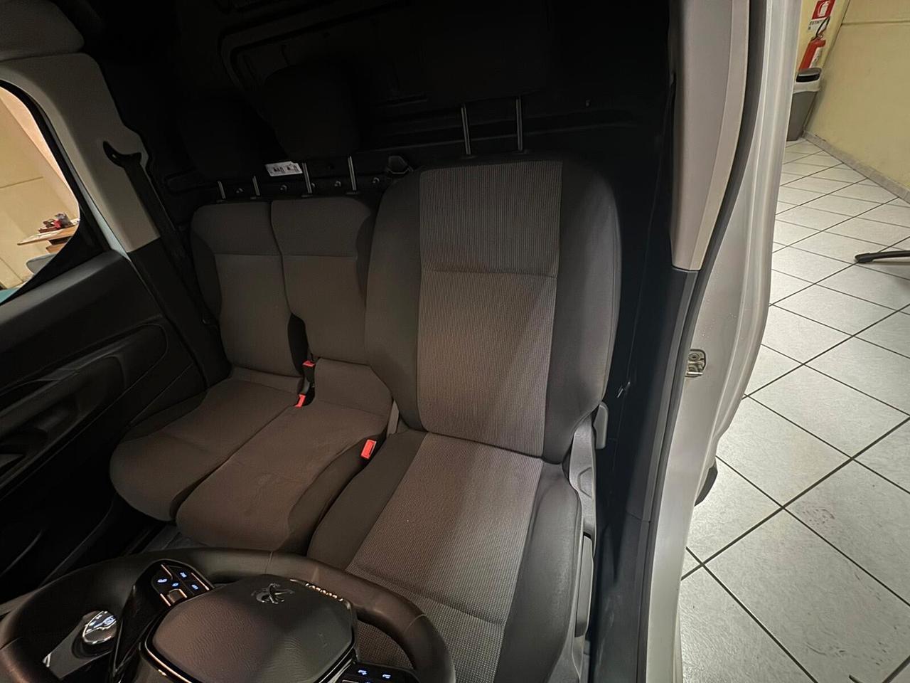 Peugeot Partner BlueHDi 130 EAT8 S&S PL Furgone Premium