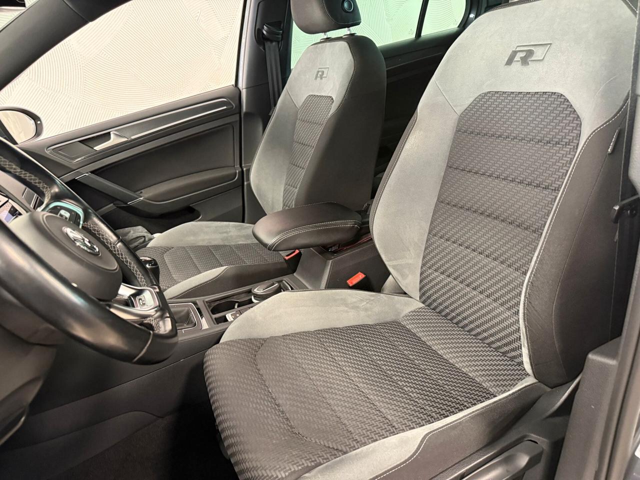 Volkswagen Golf 1.6 TDI 115 CV 5p. Executive BlueMotion Technology R-Line