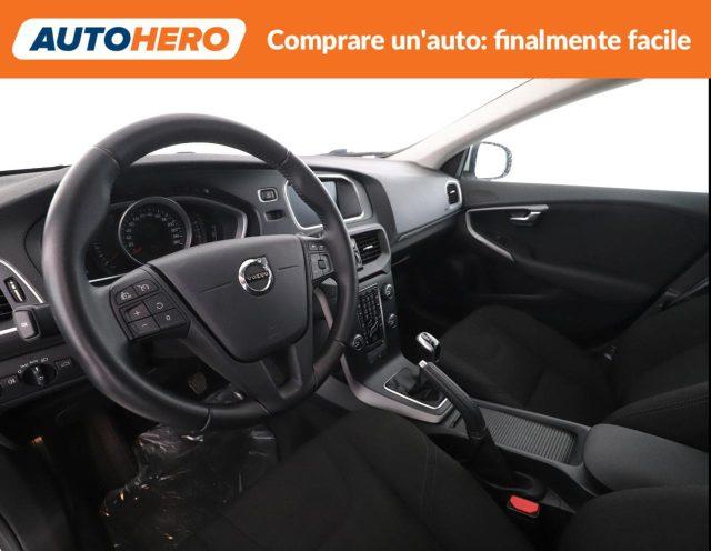 VOLVO V40 T2 Kinetic