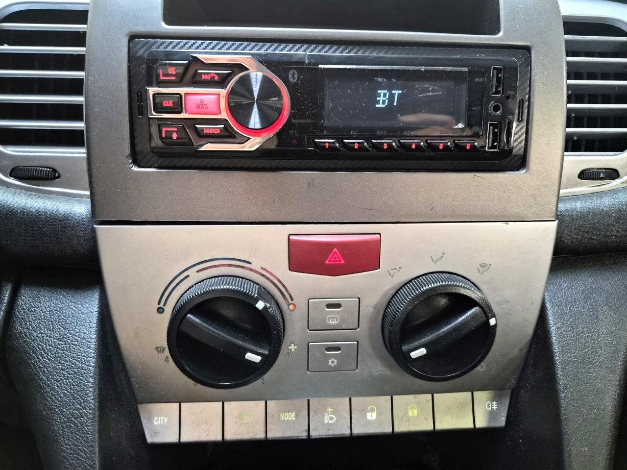 Lancia Ypsilon 1.2 Argento