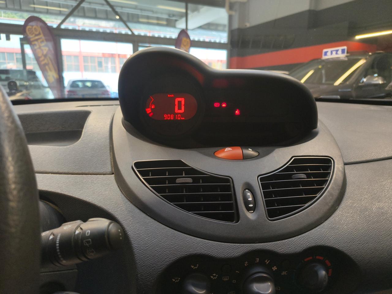 Renault Twingo 1.2 16V TCE Dynamique