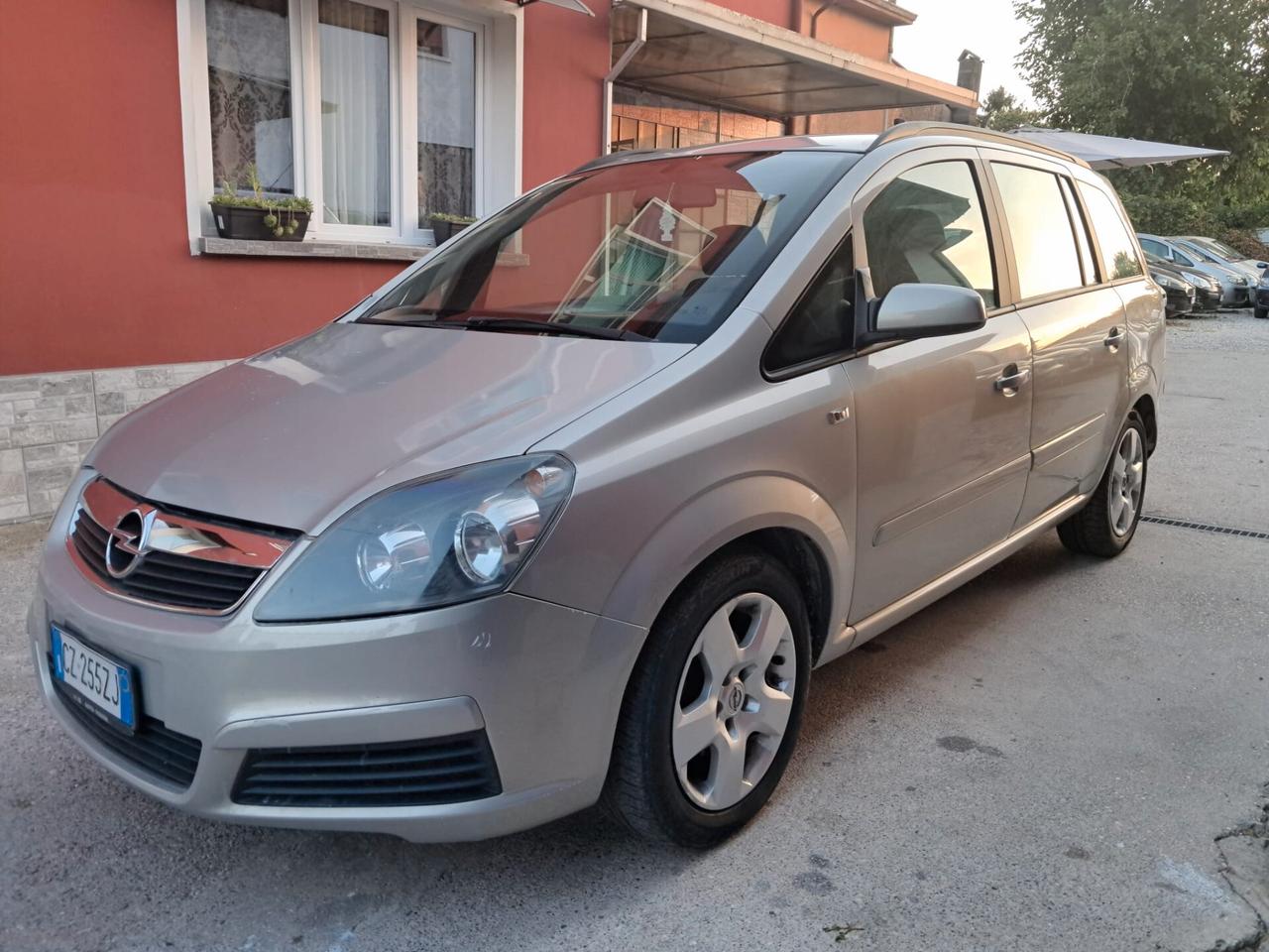 Opel Zafira 1.6 16V Twinport Cosmo benzina neop