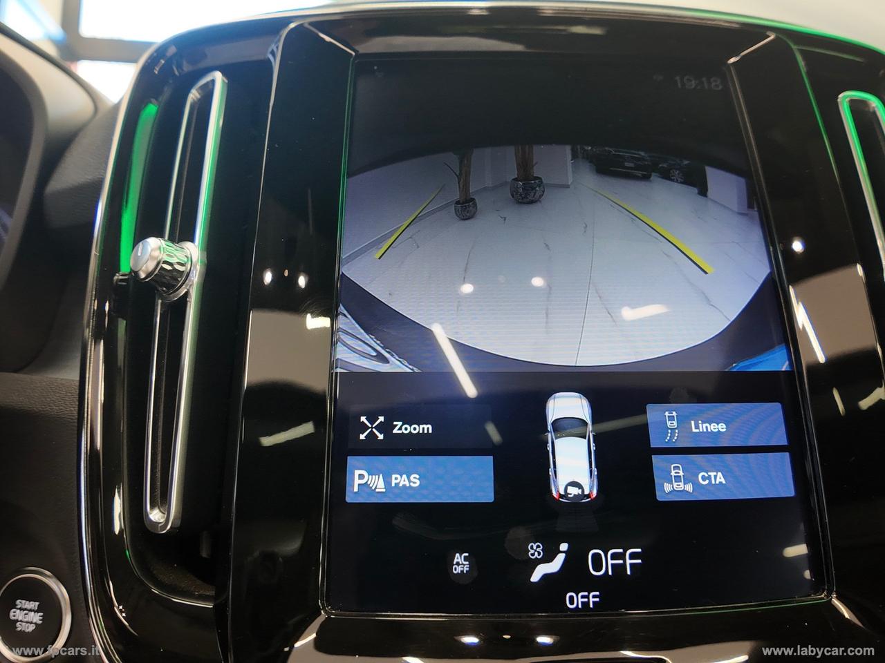 VOLVO XC40 D3 Geartronic R-design TETTO APRIBILE