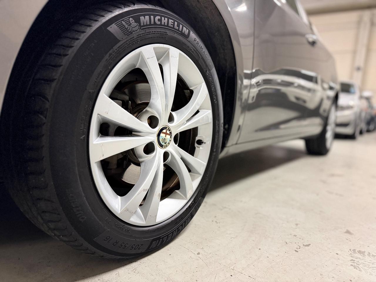 Alfa Romeo Giulietta 1.6 JTDm-2 105 CV Distinctive NEOPATENTATI