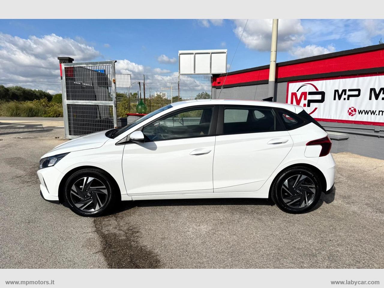 HYUNDAI i20 CONNECTLINE 1.2 MPI 84CV