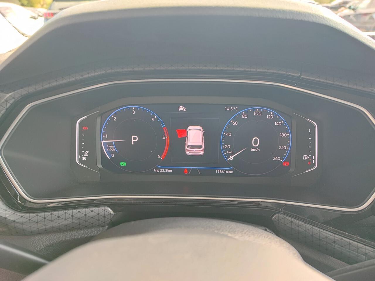 Volkswagen T-Cross 1.6 TDI DSG SCR Style BMT