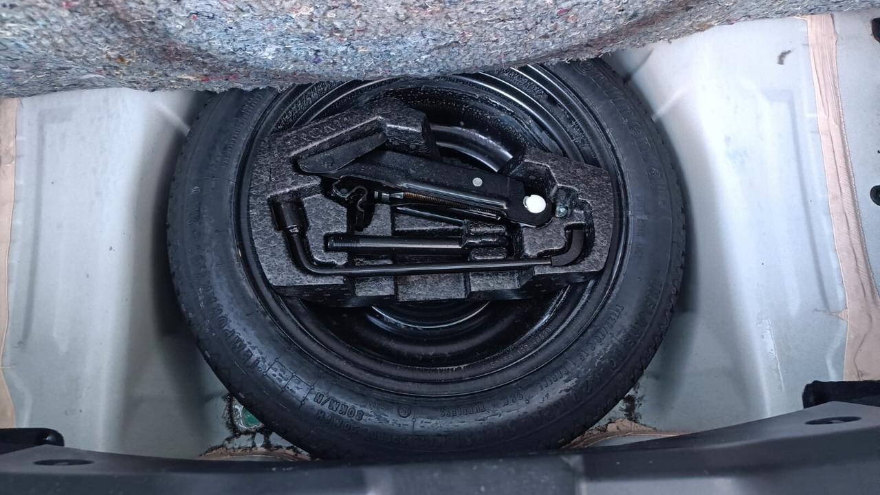 Peugeot 108 VTi 68 5 porte Allure TOP!