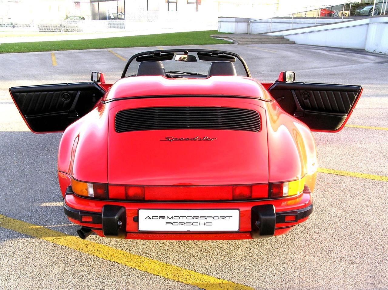 Porsche 911 3.2 Speedster Turbo Look