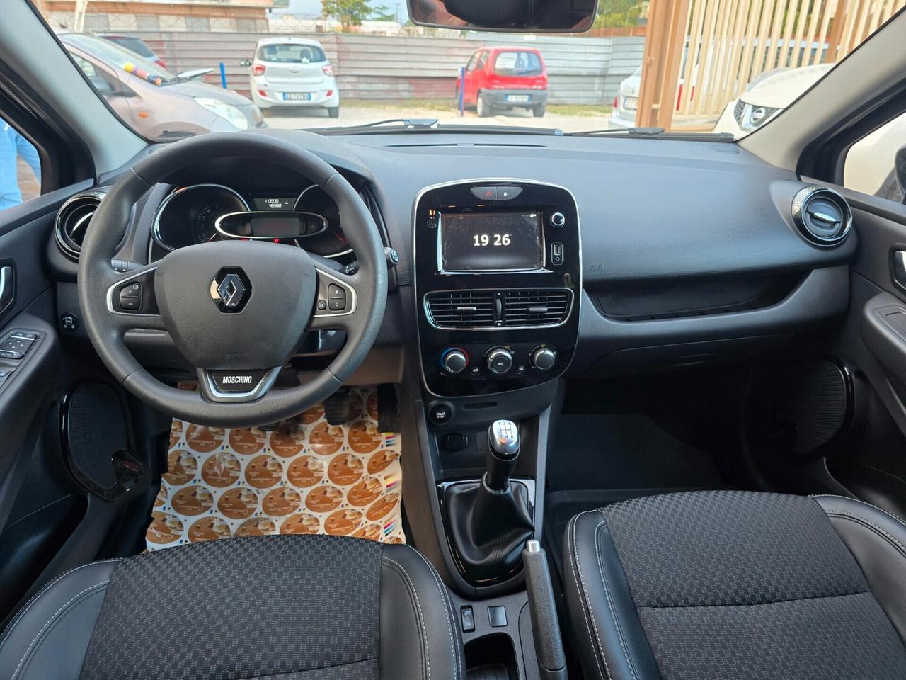 Renault Clio TCe 12V 90 CV GPL 5 porte Moschino Intens