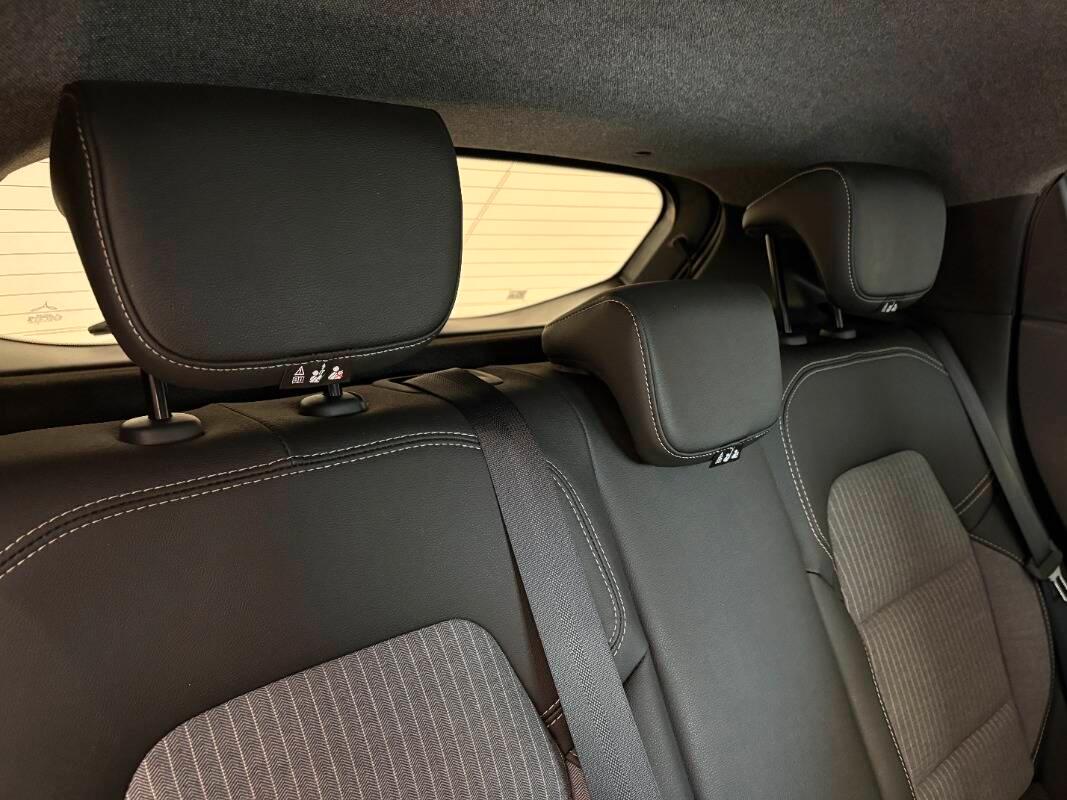 Renault Clio 1.0 tce Techno 90cv