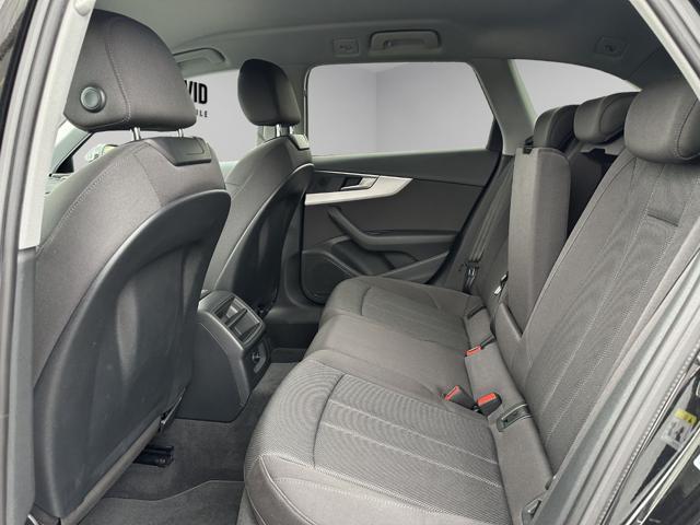 AUDI A4 Avant 40 TDI quattro S tronic Business
