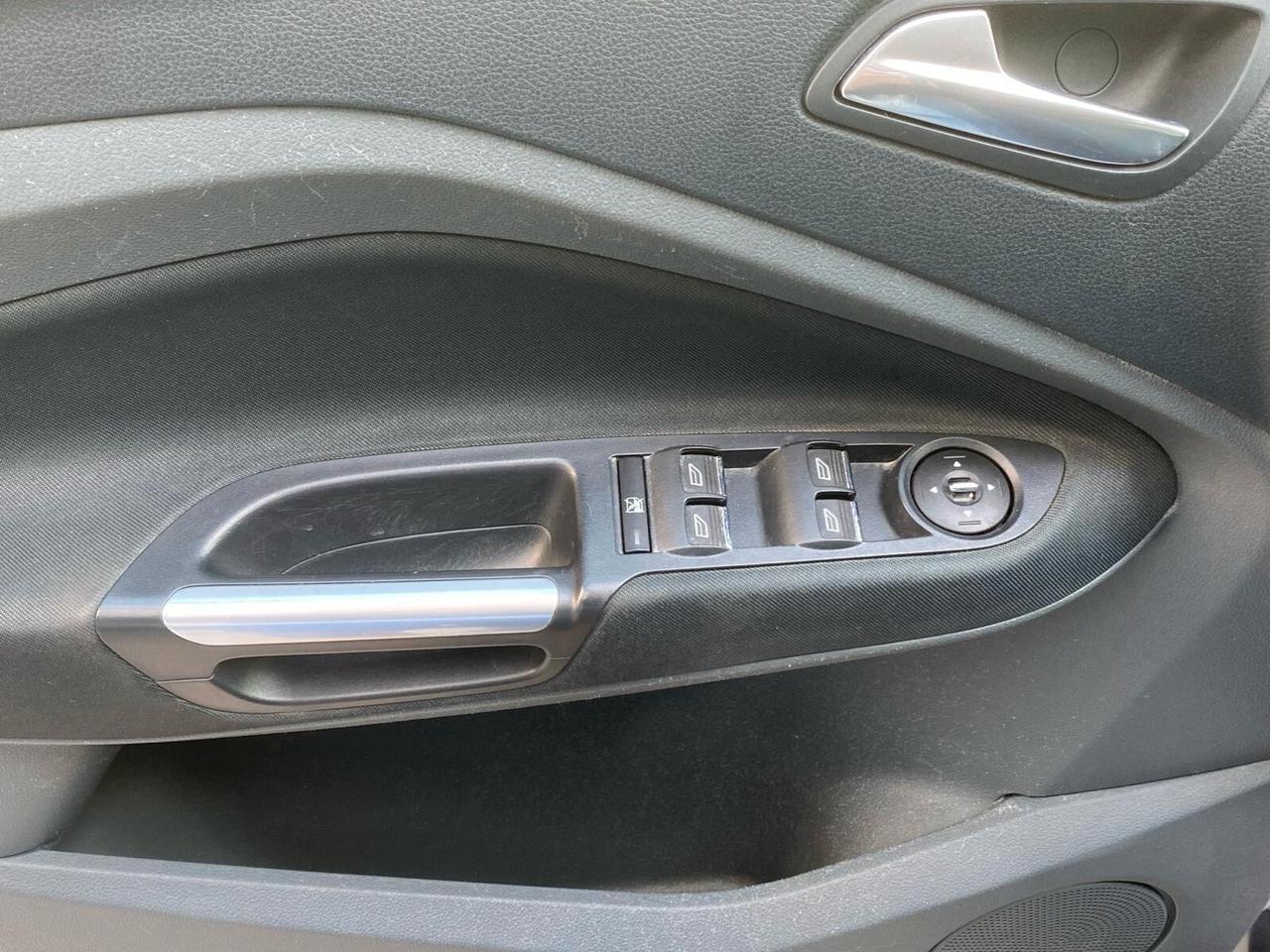 Ford C-Max 1.6 TDCi 115CV Titanium
