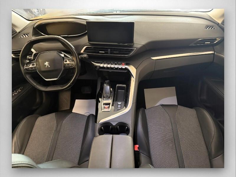 Peugeot 3008 BlueHDi 130 S&S EAT8 Allure