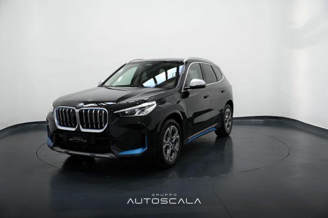 BMW iX1 xDrive 30 xLine