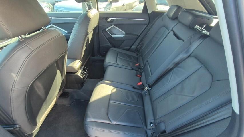 Audi Q3 35 TDI quattro Business Advanced - 2019