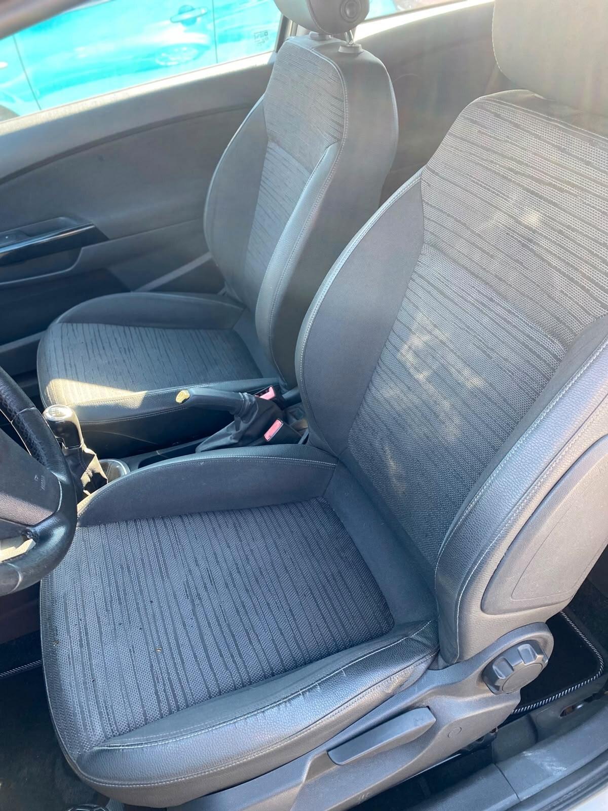 Opel Corsa 1.4 90CV GPL Tech Coupé n-Joy