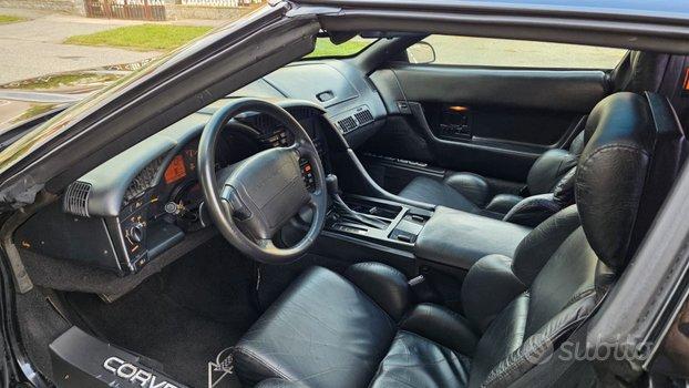 Chevrolet Corvette LT1