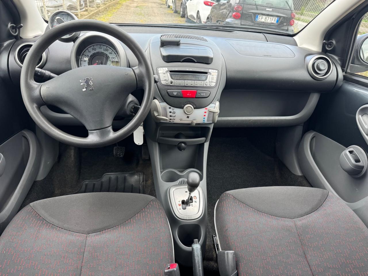 Peugeot 107 1.0 68CV 5p. Sweet Years 2Tronic NEOPATENTATI