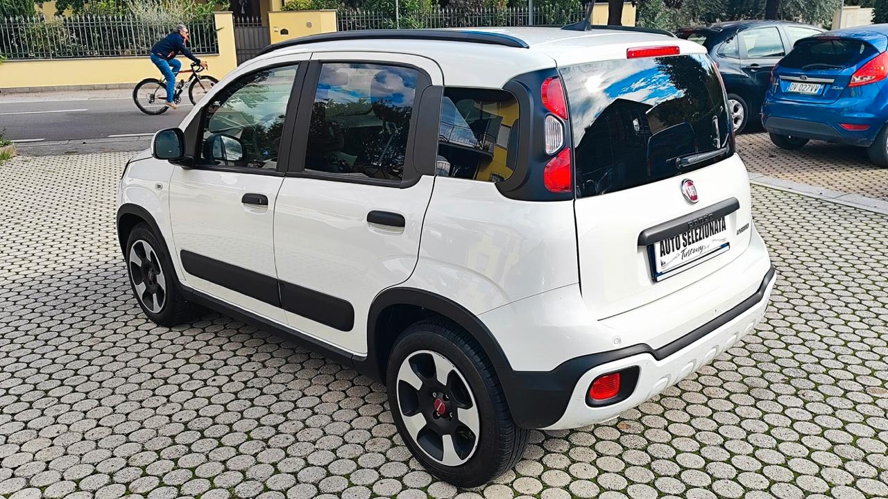 Fiat Panda 1.0 FireFly S&S Hybrid City Cross