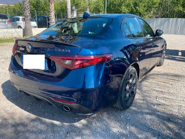 Alfa Romeo Giulia 2.2 Turbodiesel 136 CV AT8