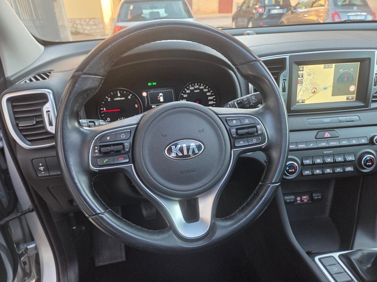 KIA SPORTAGE 1.7 115 CV TETTO APRIBILE SOLI KM 100000 CERTIF
