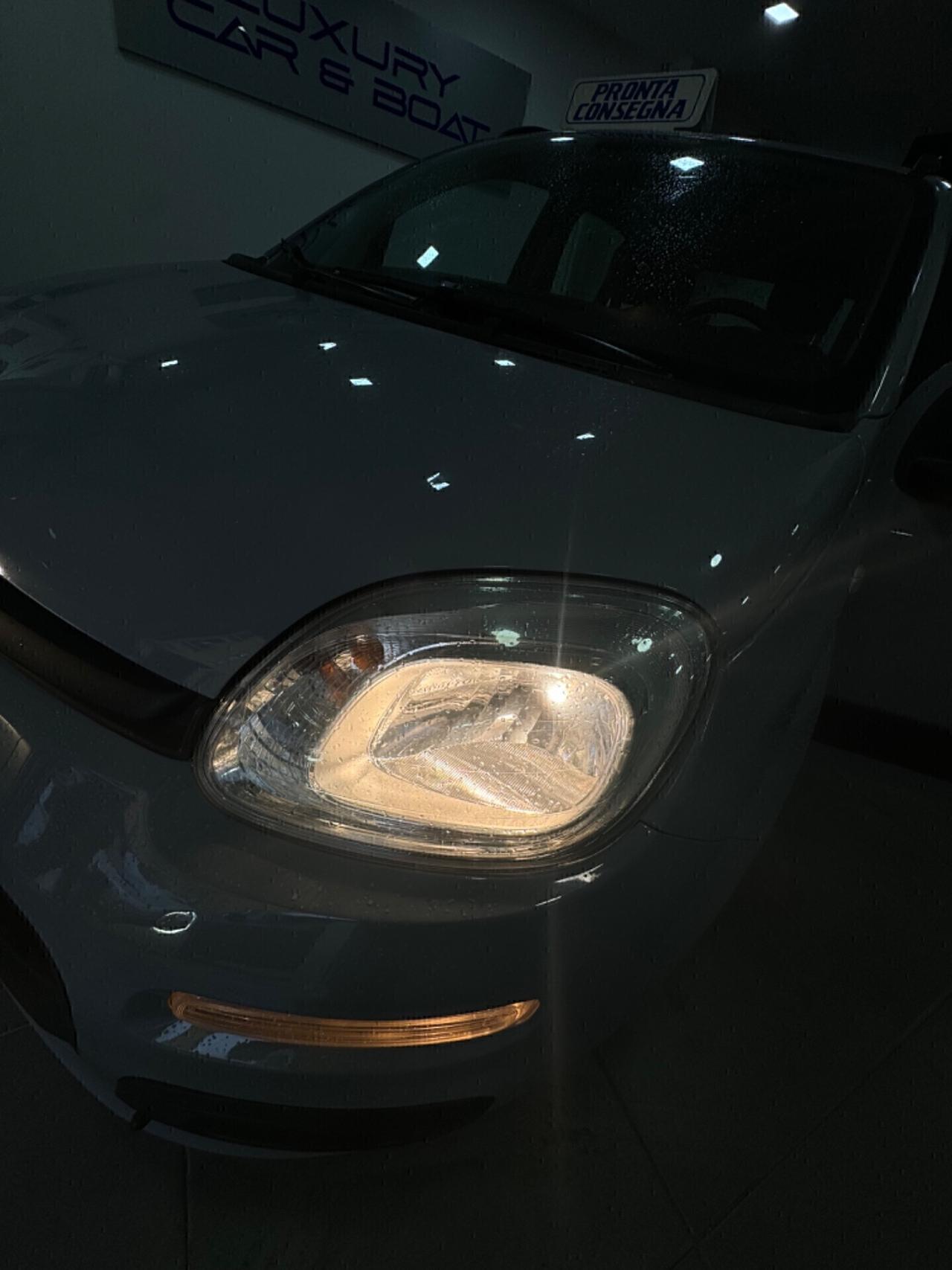 Fiat Panda 1.0 FIREFLY S&S HYBRID PER NEOPATENTATI