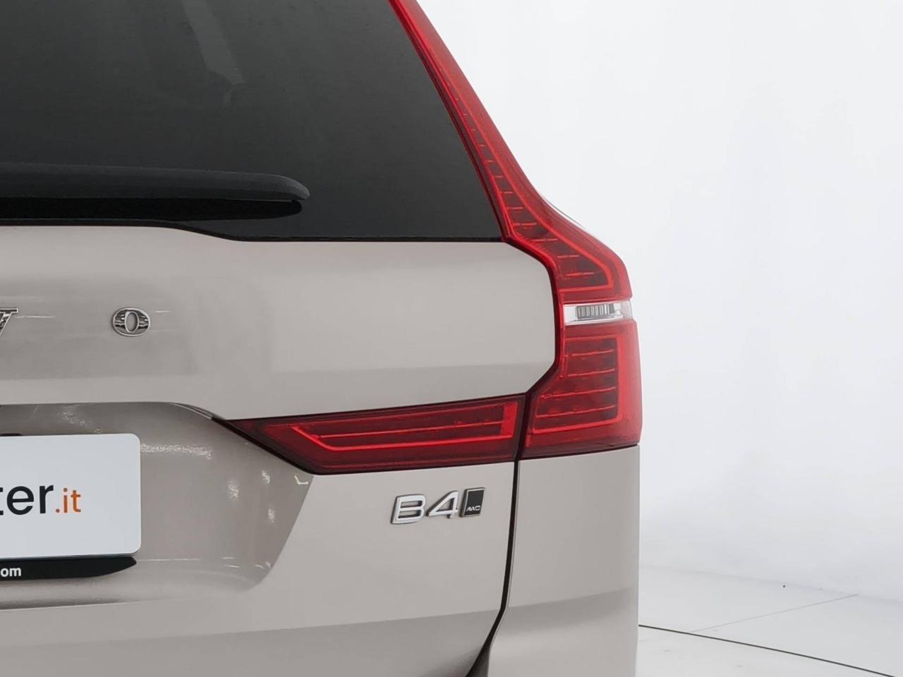 VOLVO XC60 N1 2.0 B4 d Ultimate Dark awd