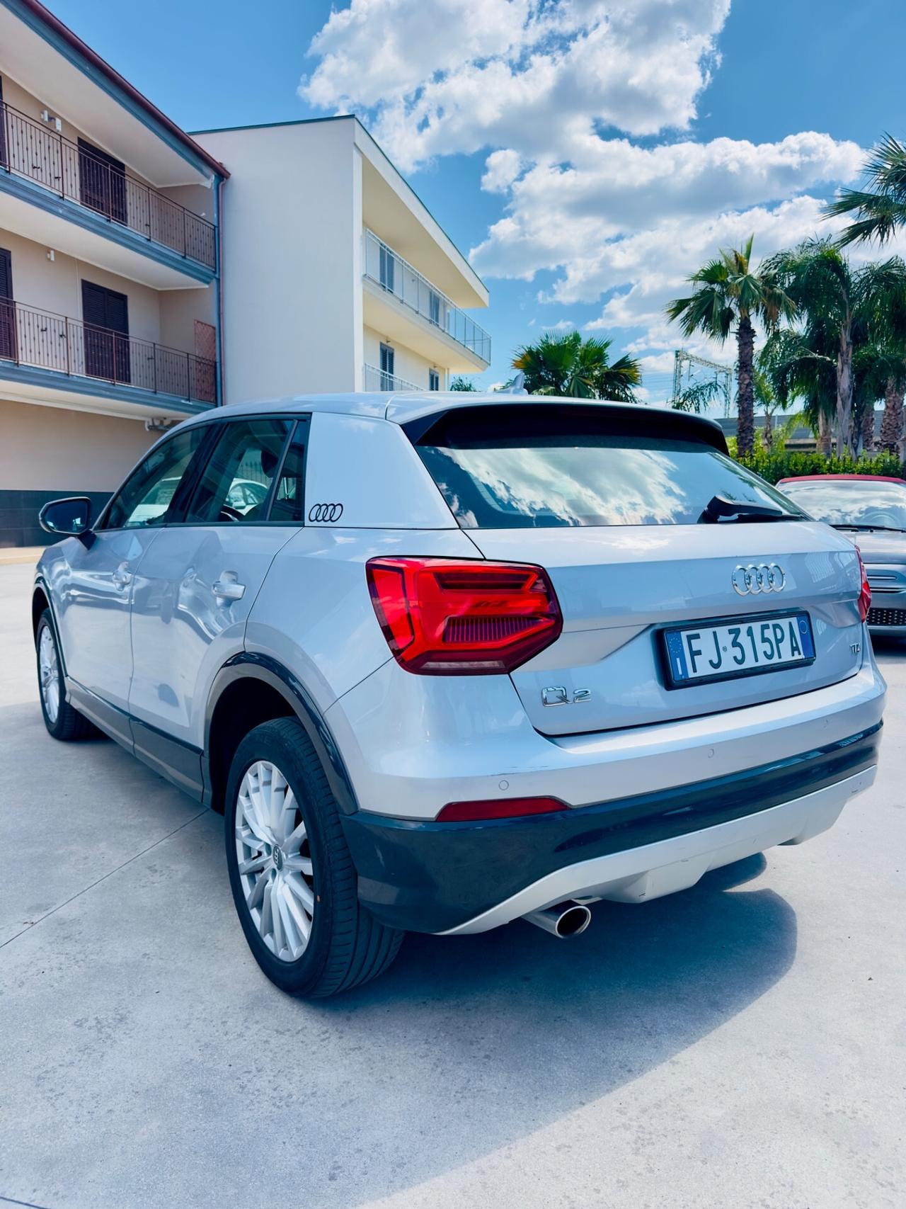 Audi Q2 30 TDI Business Design