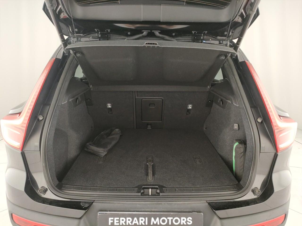 VOLVO XC40 2.0 b3 Core auto