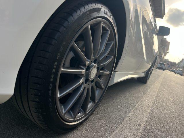 MERCEDES-BENZ A 180 d Premium AMG