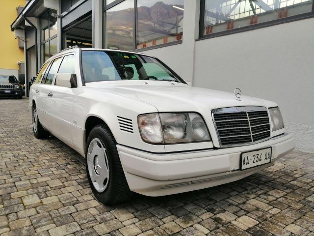 MERCEDES-BENZ 250 E TDiesel Station Wagon Elegance DA AMATORE ASI