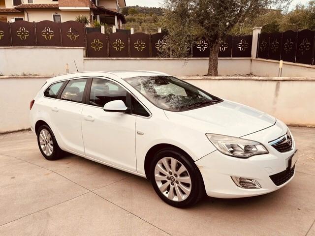 Opel Astra SW SPORTS TOURER 1.7 CDTI COSMO 110 CV 6M