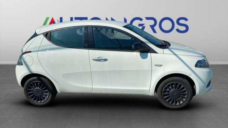 Lancia Ypsilon III 2021 1.0 firefly hybrid Silver s