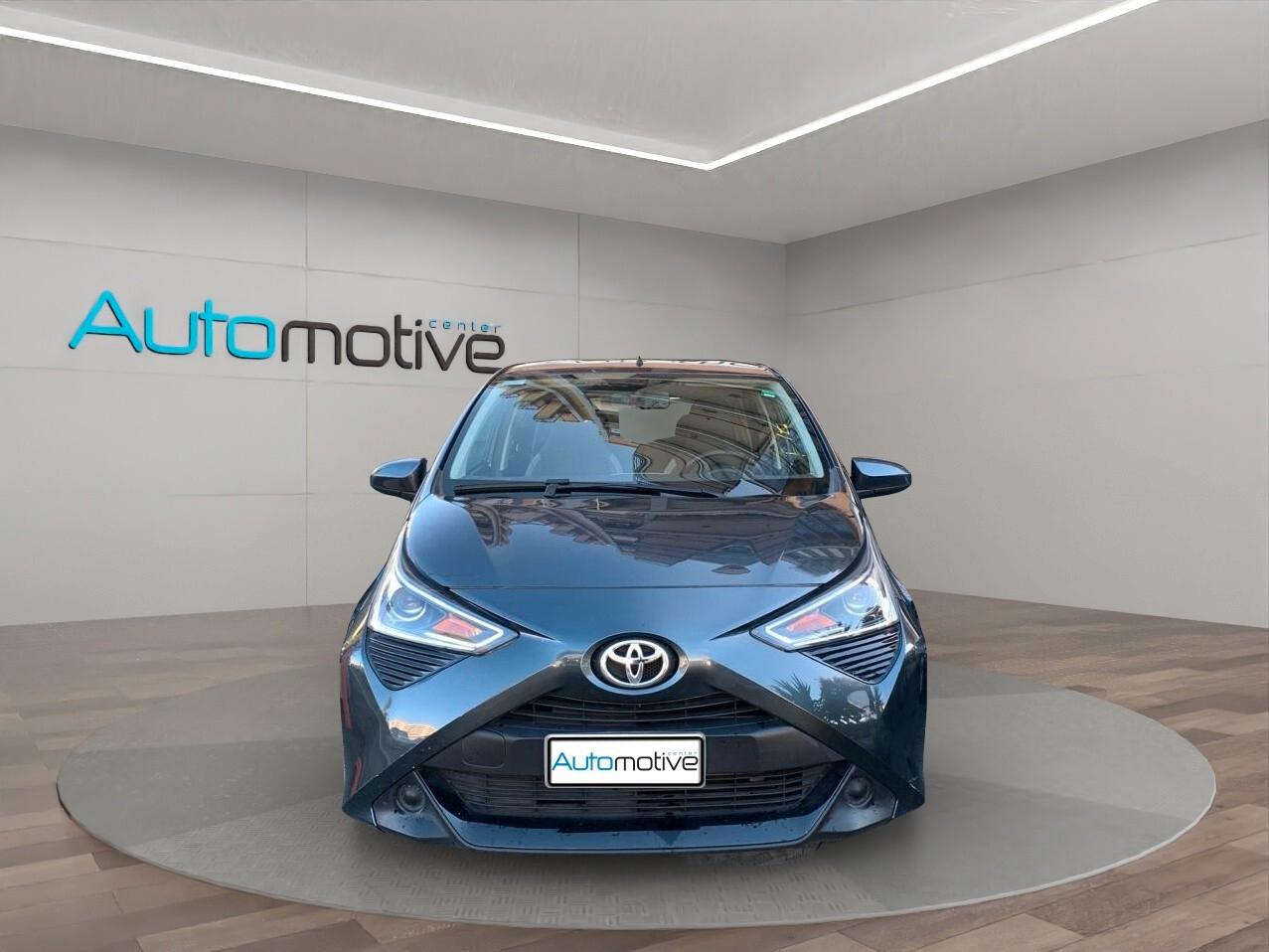 Toyota Aygo 1.0 VVT-i 72 CV 5 porte x-clusiv MMT
