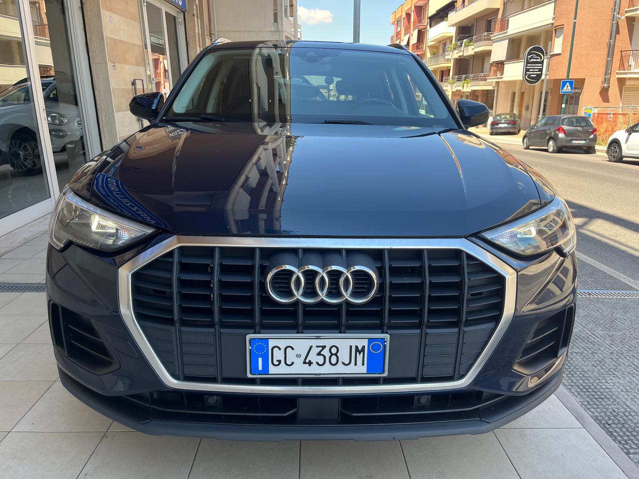 Audi Q3 35 TDI S tronic Business