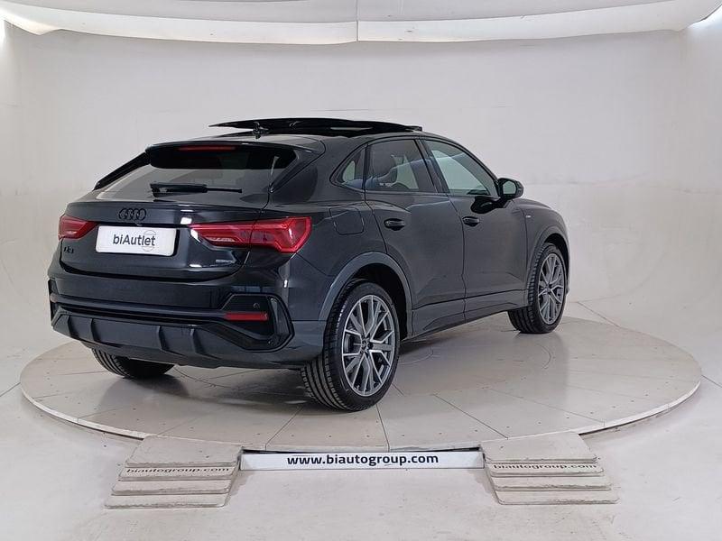 Audi Q3 2019 Sportback Diesel Sportback 40 2.0 tdi Identity Black quattro 193