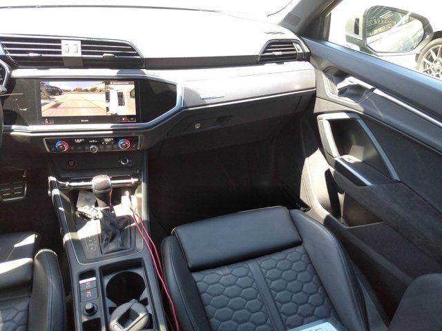 AUDI RS Q3 SPB quattro S tronic 2.5 quattro s-tronic