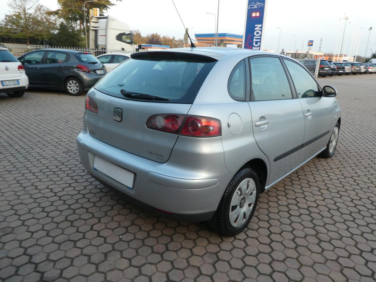 Seat Ibiza 1.4 TDI 5 porte OK NEOPATENTATI