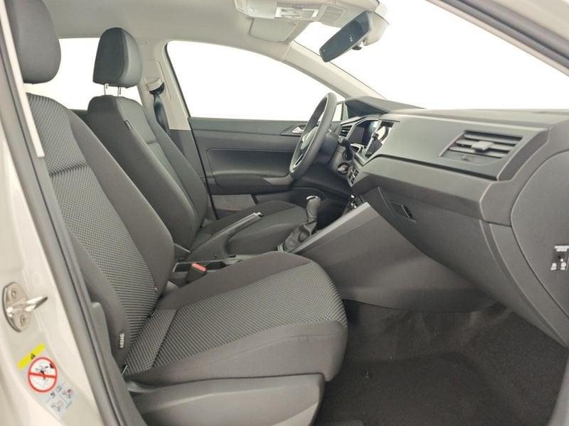Volkswagen Polo 1.0 Young