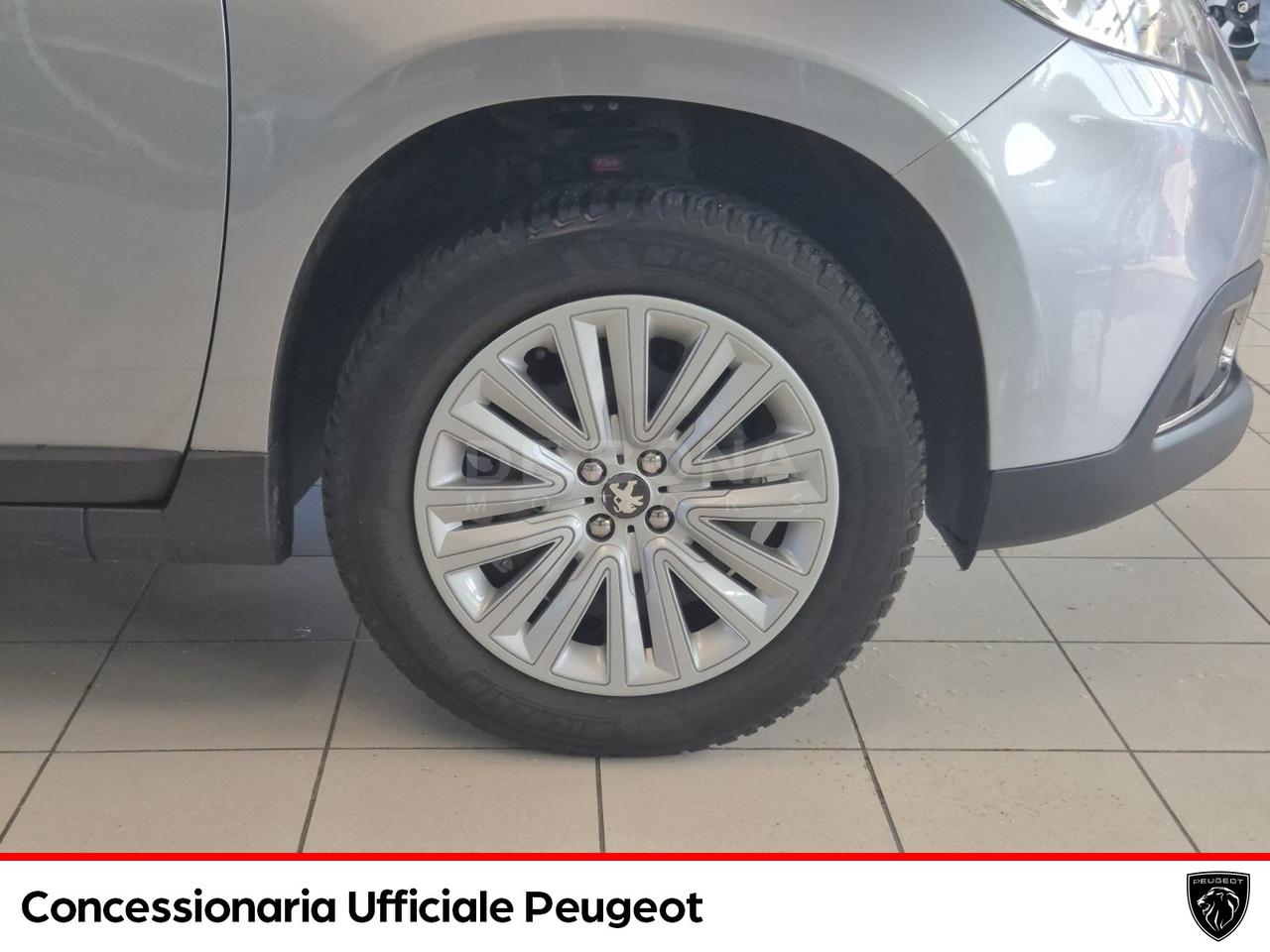 Peugeot 2008 1.2 puretech 12v active 82cv e6