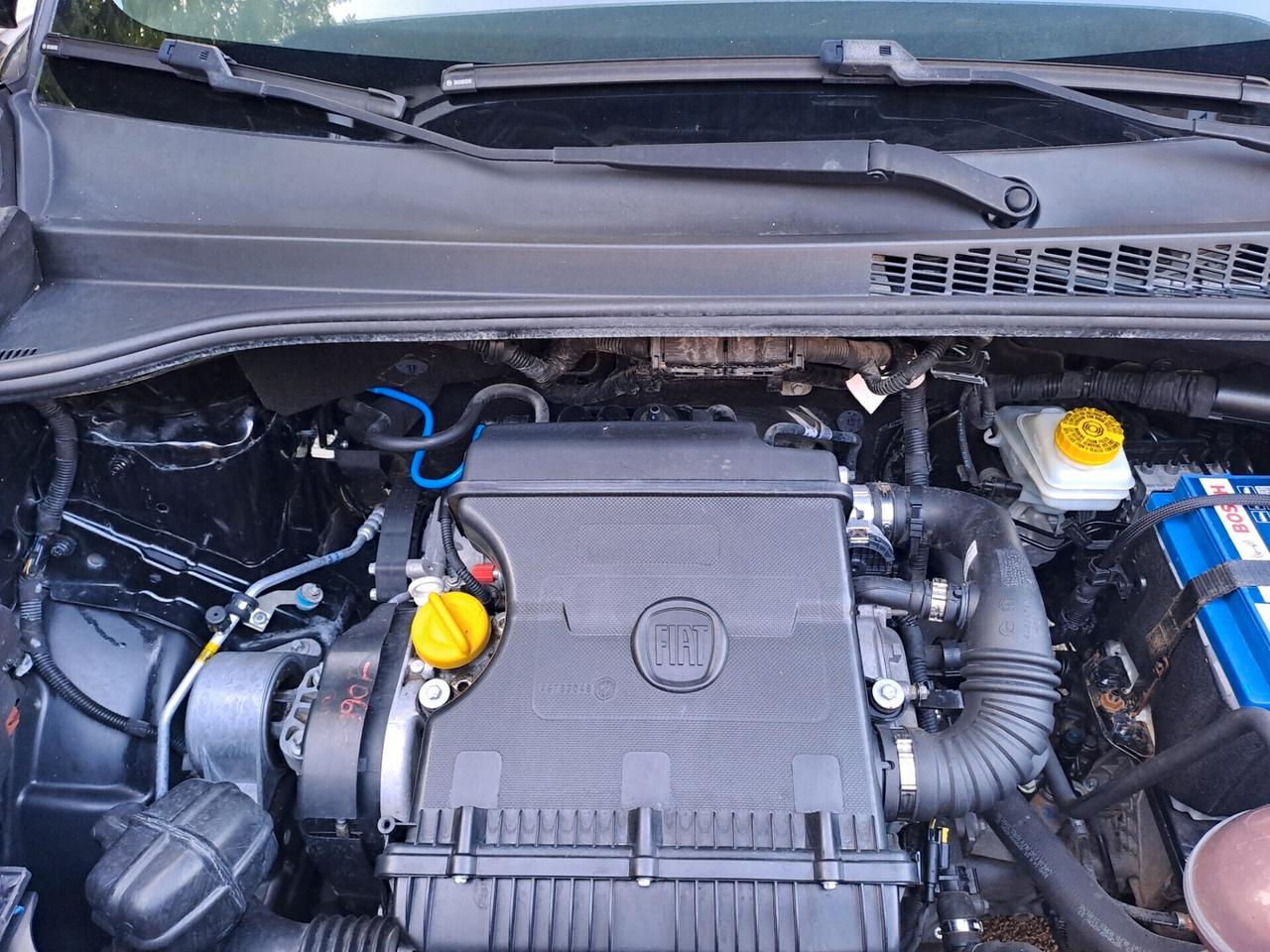 Fiat 500L 1.4 95 CV Lounge POCHI KM
