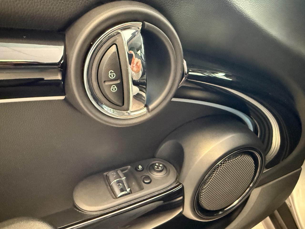 Mini 2.0 Cooper S Essential PERFETTA PREZZO REALE