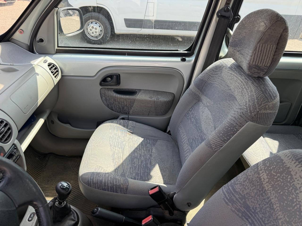 Renault Kangoo 1.9 D 4p. Authentique